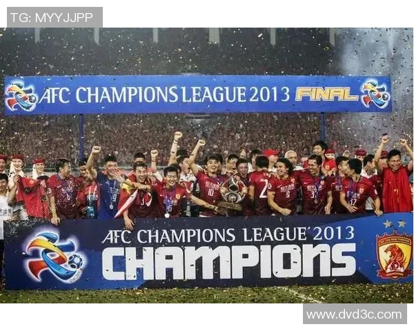 成都足球队强势崛起荣登足球状态排行榜第二名